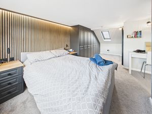 Photo 2- click for photo gallery